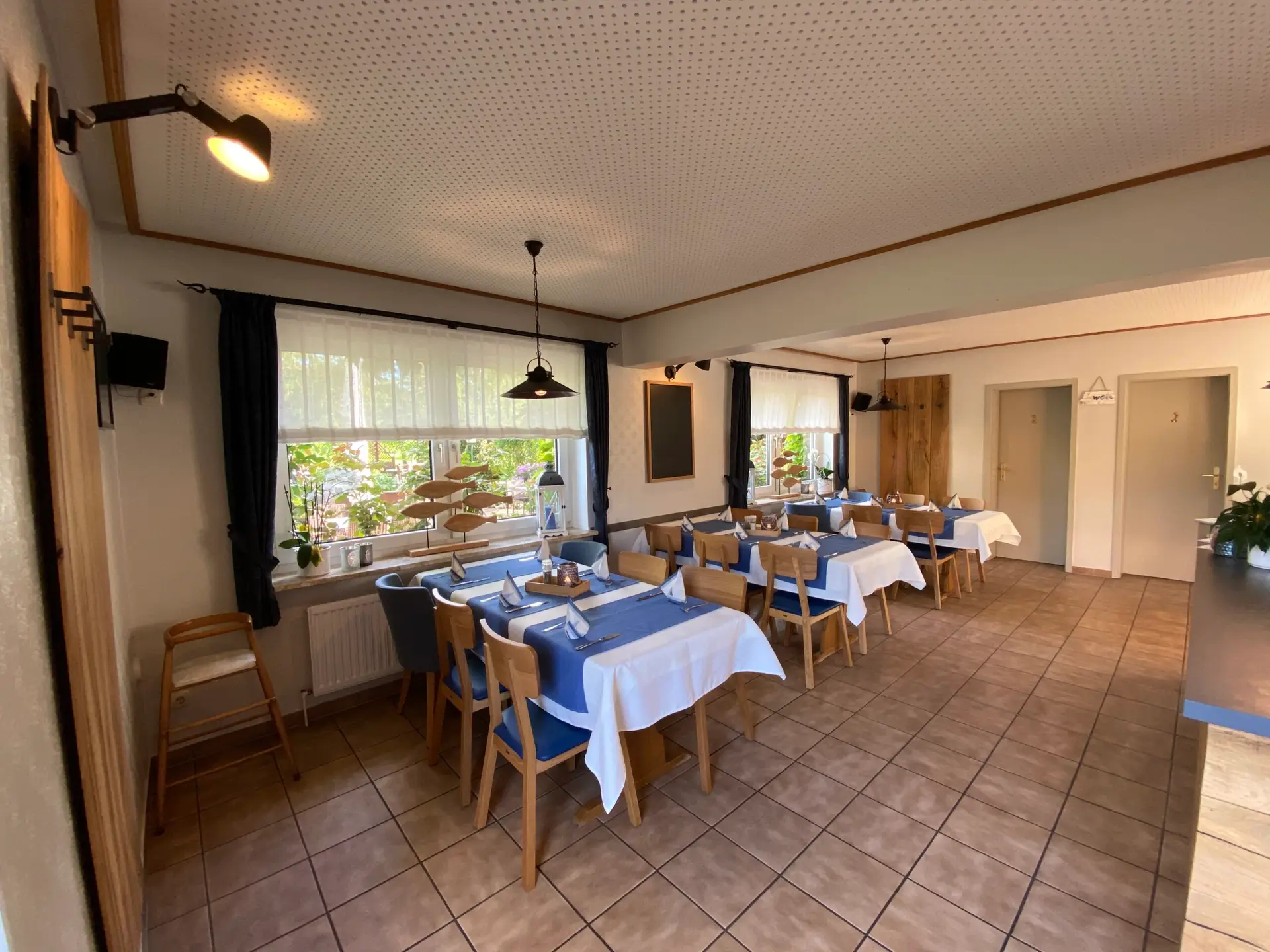 Unsere Sommergaststube